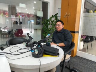 Entrepreneur Muda Jadi Sorotan di RRI Pro 2 Surabaya