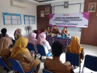 Rakor Penanggulangan Kemiskinan Gumukmas Libatkan Lintas Sektor Demi Percepatan Kesejahteraan